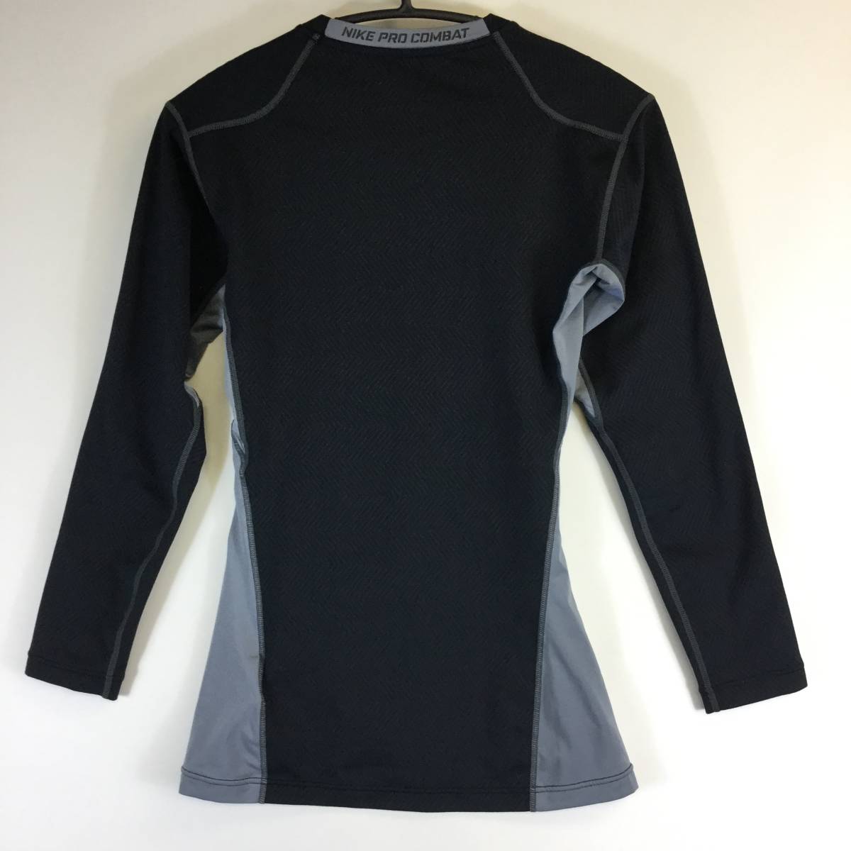 ナイキプロコンバット NIKE PRO COMBAT インナーコンプレッションシャツ 長袖 Lサイズ ブラック グレー 