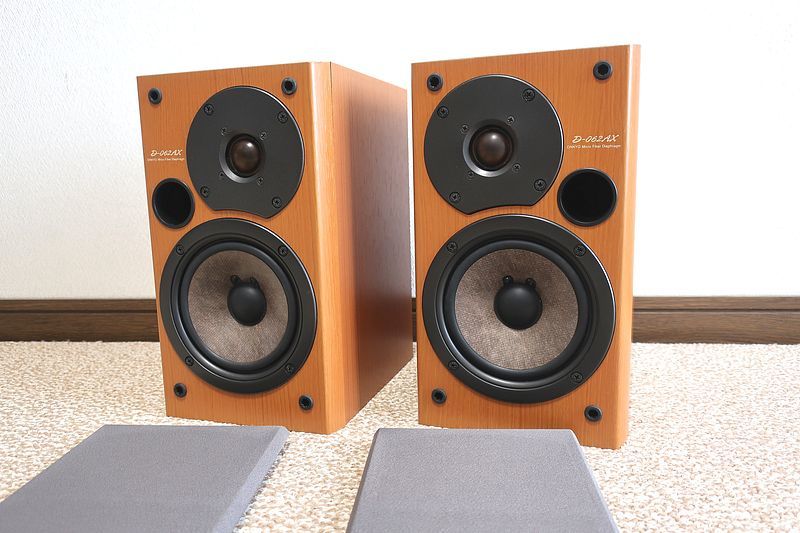 Yahoo!オークション - ONKYO D-062AX 2ウェイ・スピーカー Yahoo!オークション - ONKYO D-062AX 2ウェイ・スピーカー