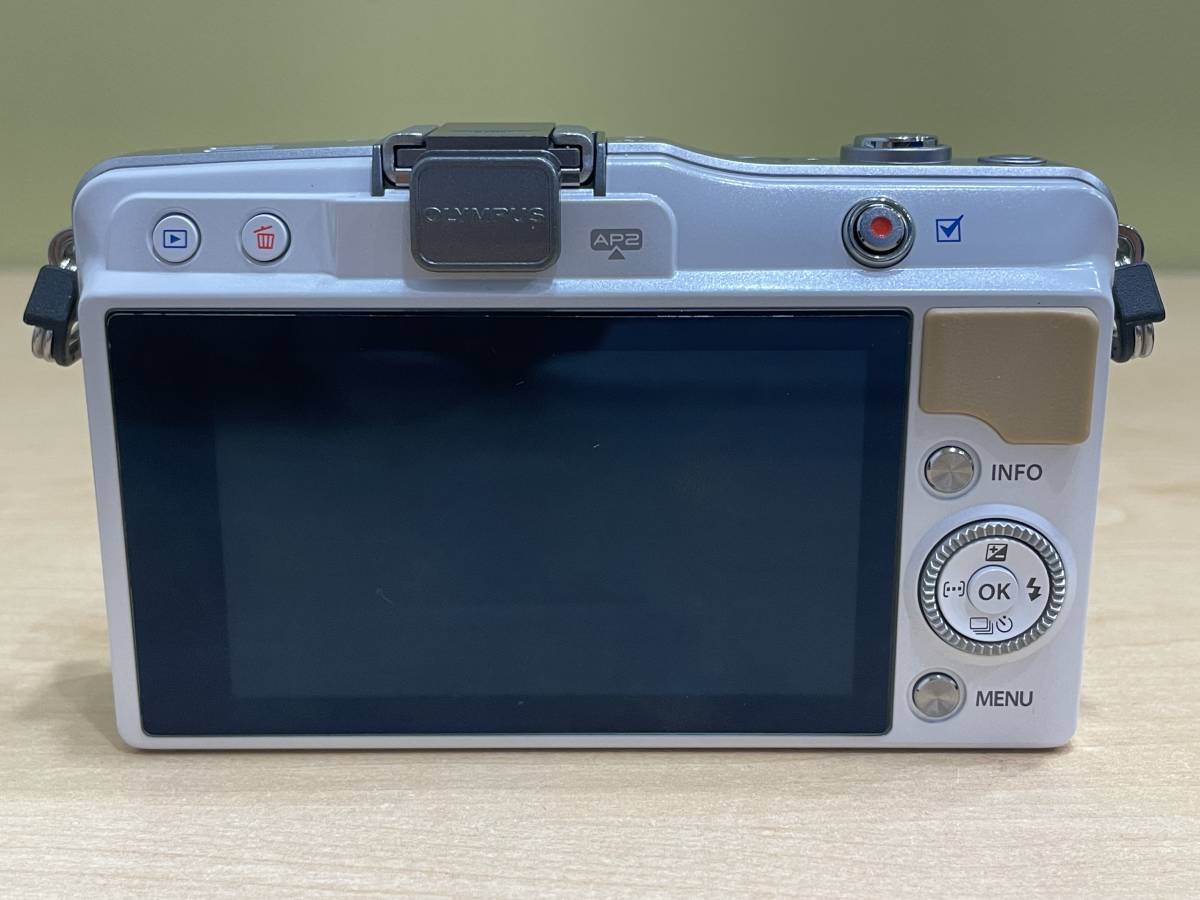 16841】美品 オリンパス OLYMPUS PEN mini E-PM2 ダブルズームキット