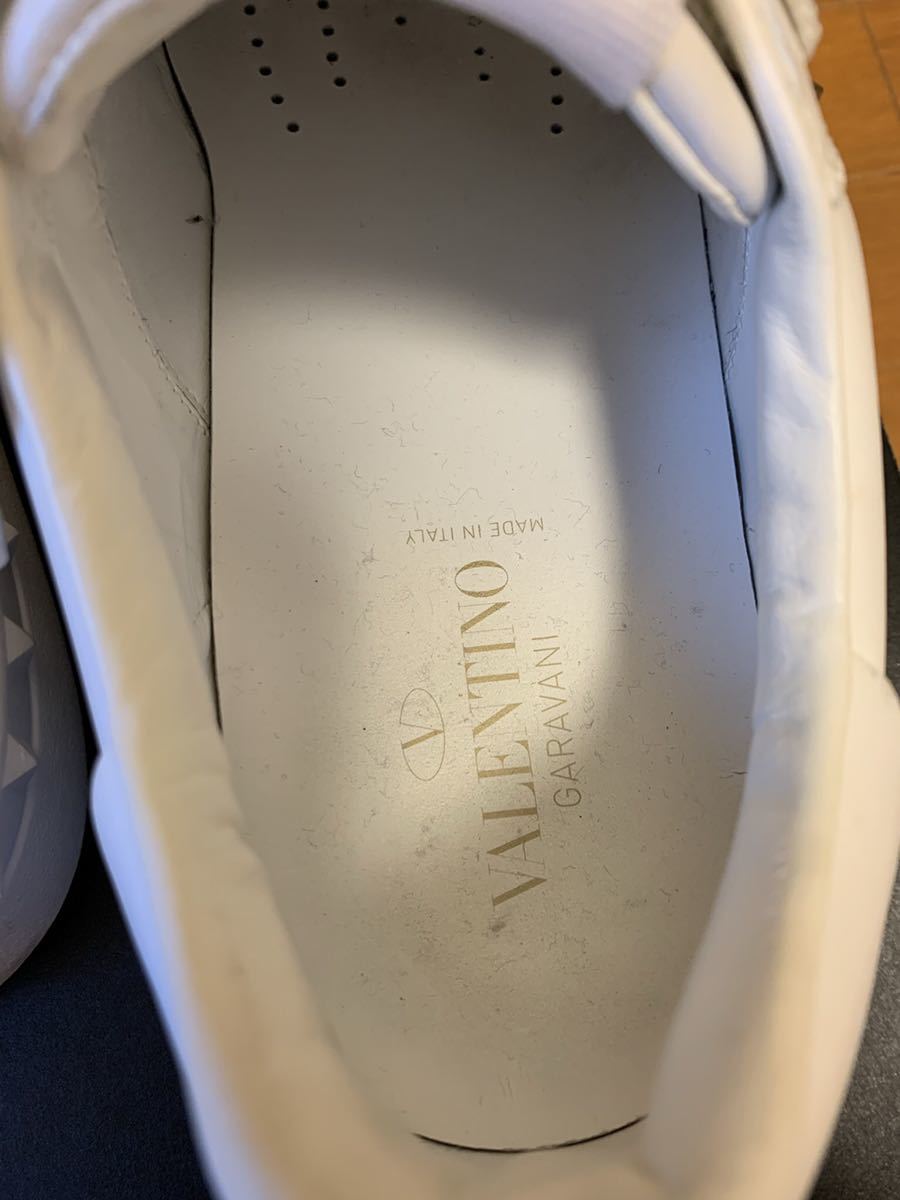 正規 VALENTINO ヴァレンティノ ロック スタッズ アンタイトルド 正規 VALENTINO ヴァレンティノ ロック スタッズ アンタイトルド