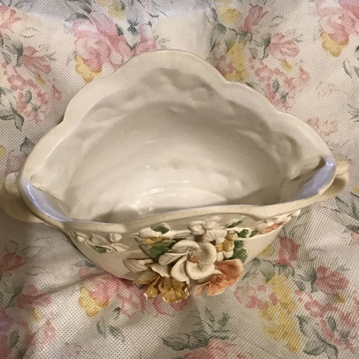 最新の激安 お値下げしました※ お花 アンティーク 陶器小物入れ