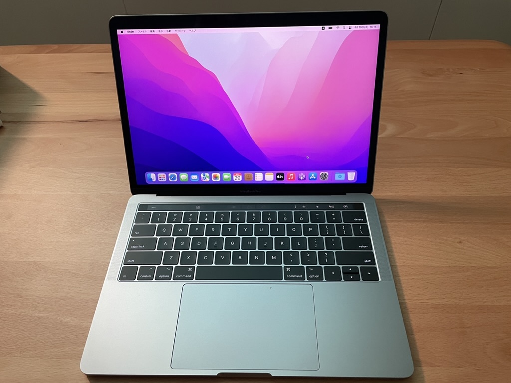 MacBook Pro 2017 Model A1706 (13”, Thunderbolt 3ポートx 4