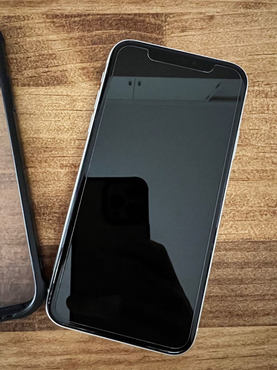 iPhone11 ホワイト 128GB SIMフリー版 美品 | contifarma.pe