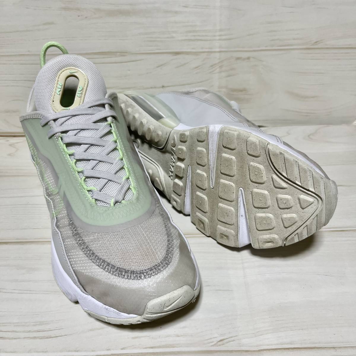 NIKE AIR MAX 2090 ナイキ エアマックス 2090 CT1091 001 灰×淡緑×白 US9 / 27cm 美品_画像1