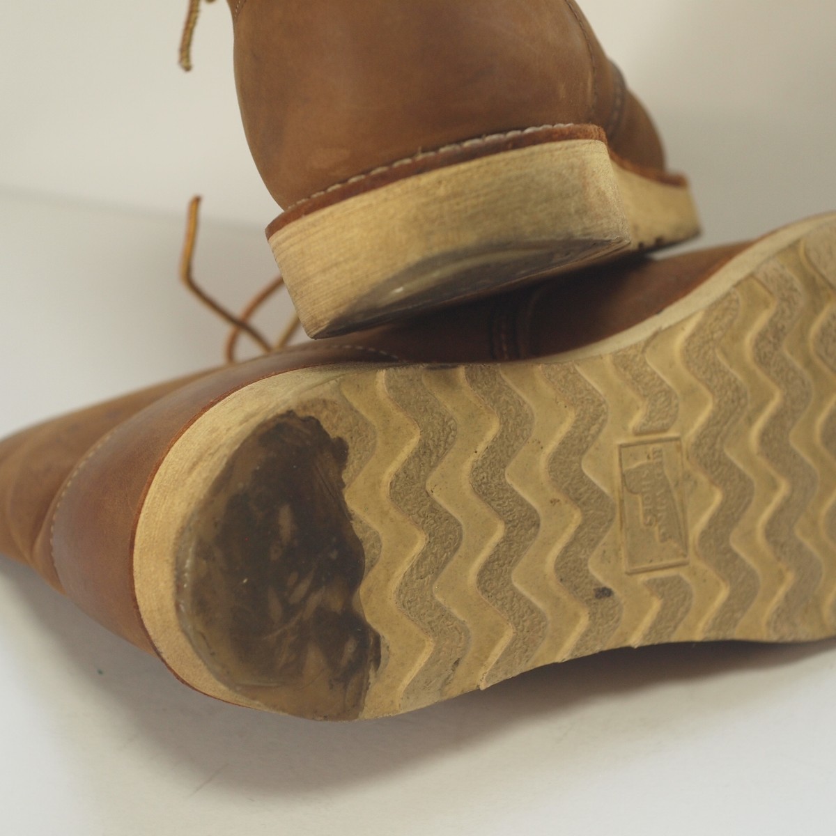 2002年製 Red Wing 8187 オイルドヌバック 7 1/2 D 刺繍羽タグ 2002年製 Red Wing 8187 オイルドヌバック 7 1/2 D 刺繍羽タグ