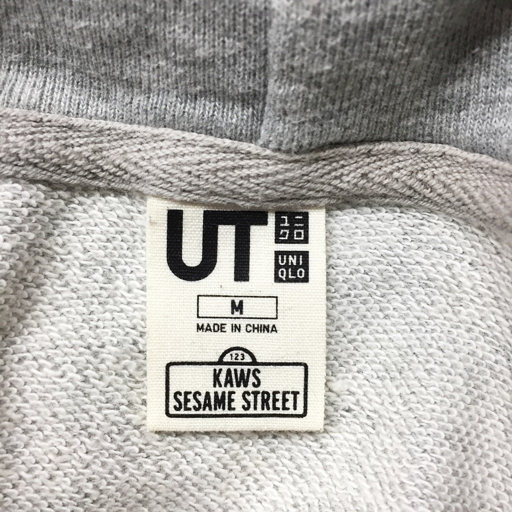 KAWSセサミストリートコラボUNIQLO ユニクロ グレー コットン100 ...