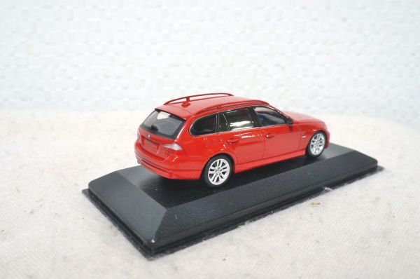  Minichamps BMW 3 серии туринг 2005 E91 1/43 миникар красный 