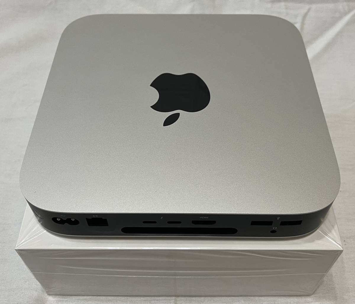 【中古】Mac mini 2020（Apple Silicone M1搭載）、8GBメモリ、256GB SSD、Model A2348_画像2