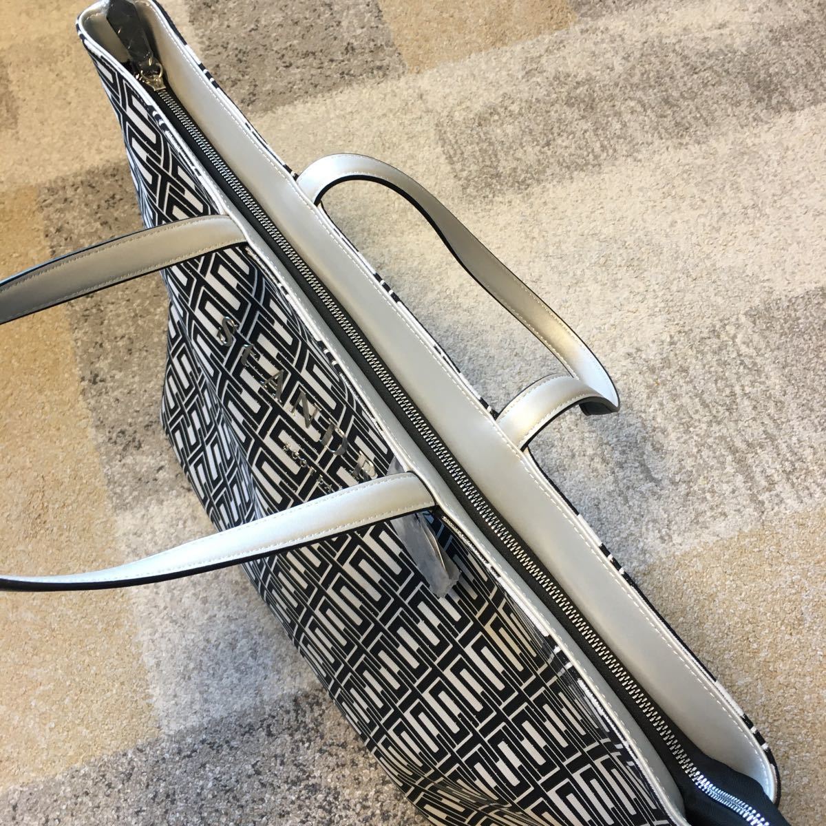 新品未使用】セントアンドリュース ロッカーバッグ トートバッグ 新品未使用】セントアンドリュース ロッカーバッグ トートバッグ