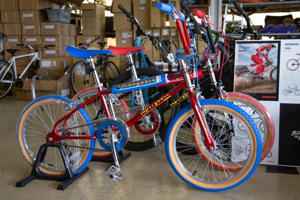 mongoose マングース supergoose スーパーグース BMX RED × BLUE