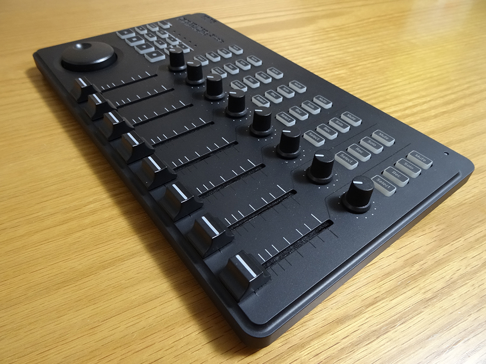 送料無料!KORG nanoKONTROL Studio モバイル フィジカル MIDI