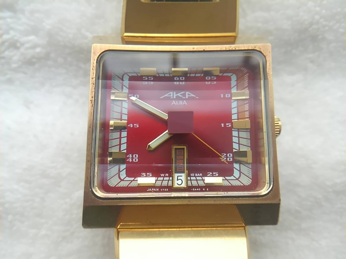 爆買い! セイコー アルバ SEIKO ALBA AKA 腕時計 赤 レッド 電池切れ