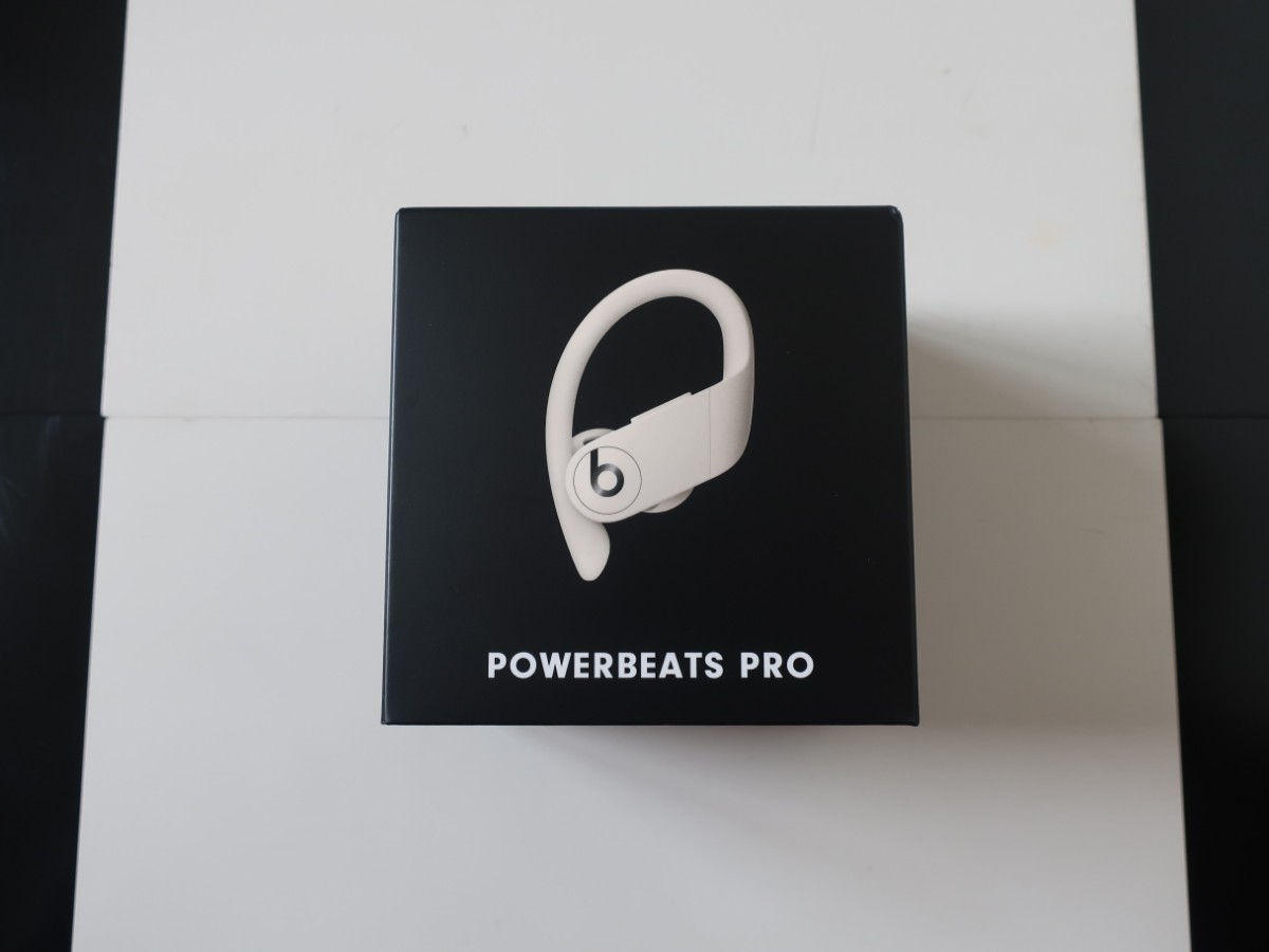 人気 美品 beats Powerbeats Pro ワイヤレス 箱付き 白 パワービーツプロ Bluetoothイヤホン