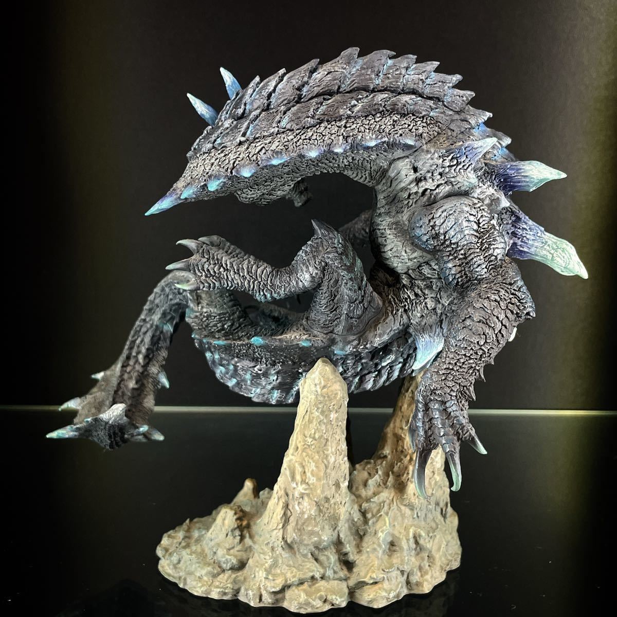 正規品/送料無料】冥海竜 ラギアクルス希少種「モンスターハンター