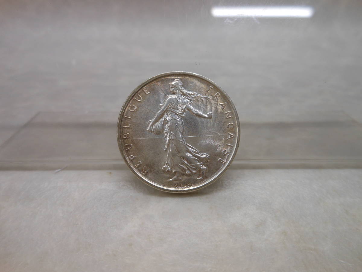 ヴィクトリアさま専用 種を蒔く人 銀貨 1916 1Fr&1919 2Fr