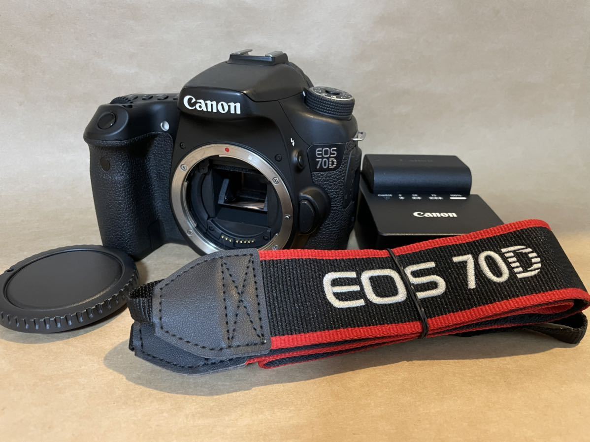 キヤノン Canon EOS 70D ボディ バッテリー2個付き S5