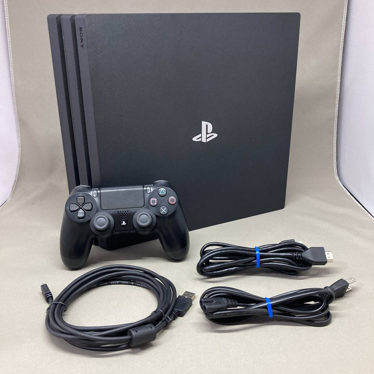 動作確認済み PS4 Pro 1TB CUH-7200BB01 ジェット・ブラック プレステ4 SONY 本体 大容量 PlayStation  1円スタート 売り切り