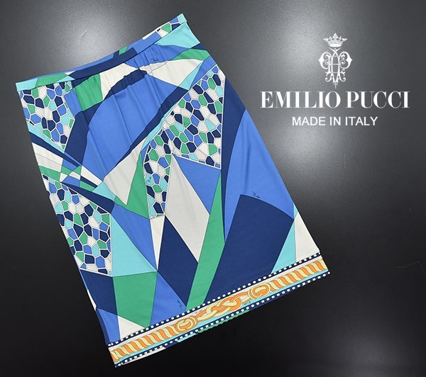 定価9万円 イタリア製 エミリオプッチ EMILIO PUCCI シルク100% プッチ 超話題新作 エミリオ・プッチシルク100%トップス&スカート ミニワンピース