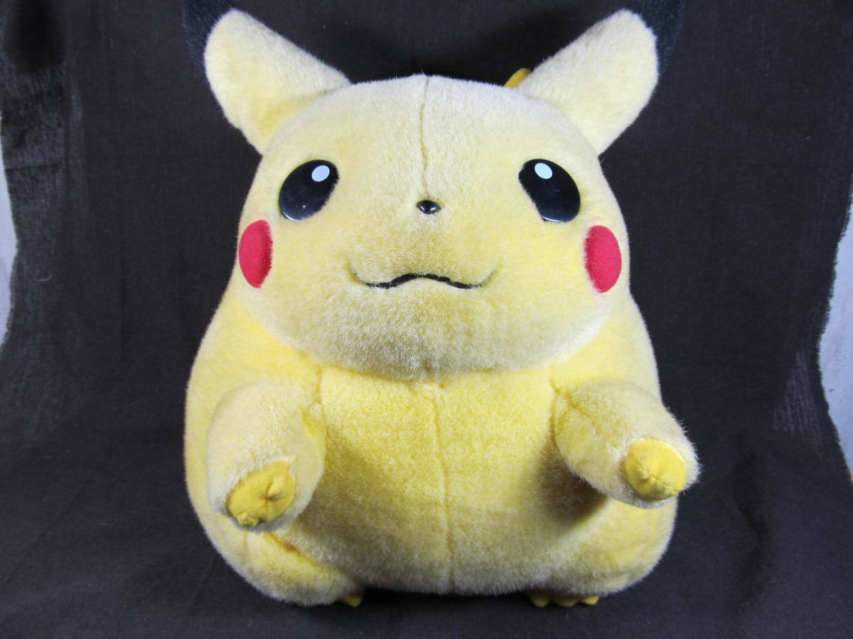 TOMY ピカチュウ ぬいぐるみ TOMY ピカチュウ ぬいぐるみ