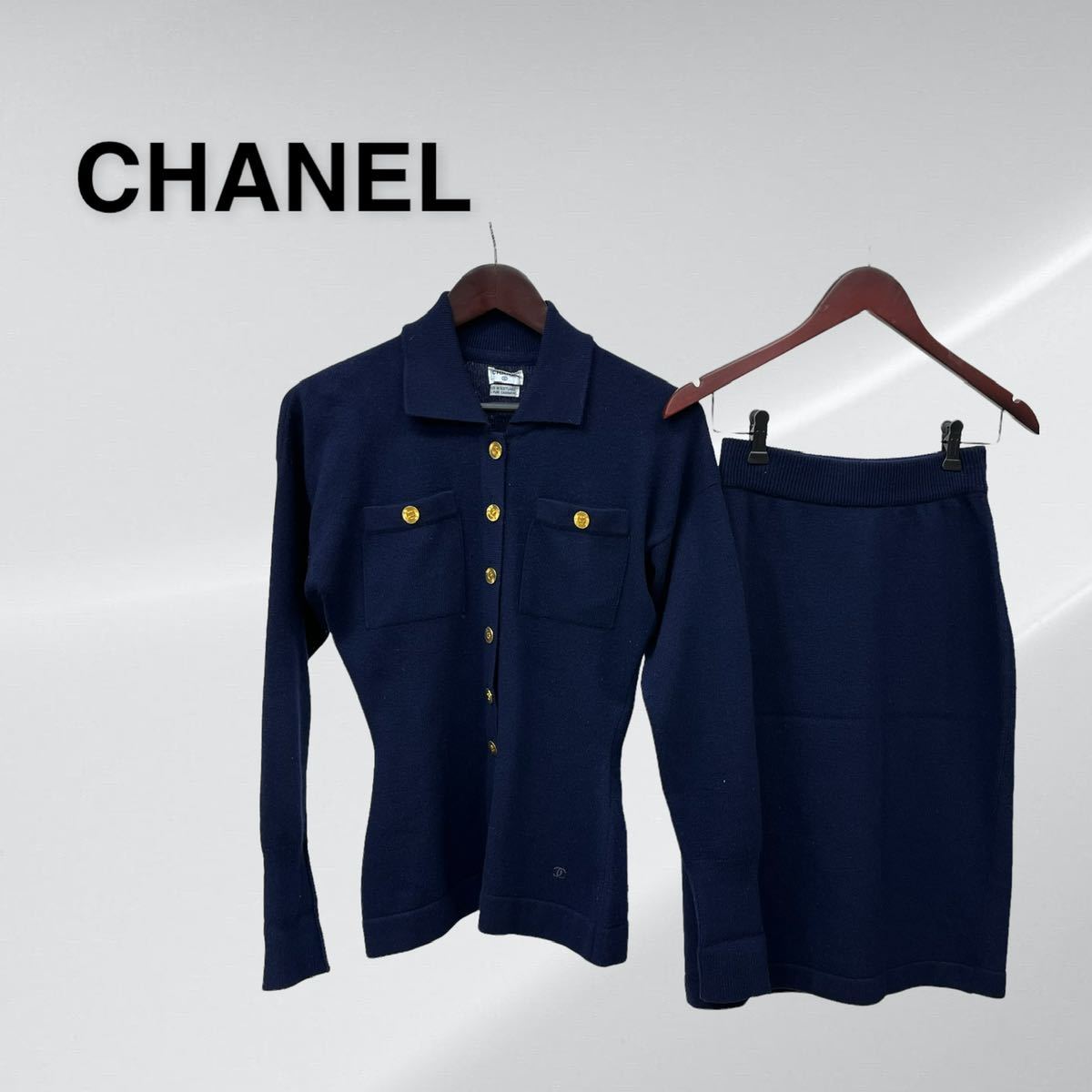 高級 CHANEL シャネル カシミヤ100% ココマーク金ボタン 刺繍 ニットシャツ＆スカート セットアップ