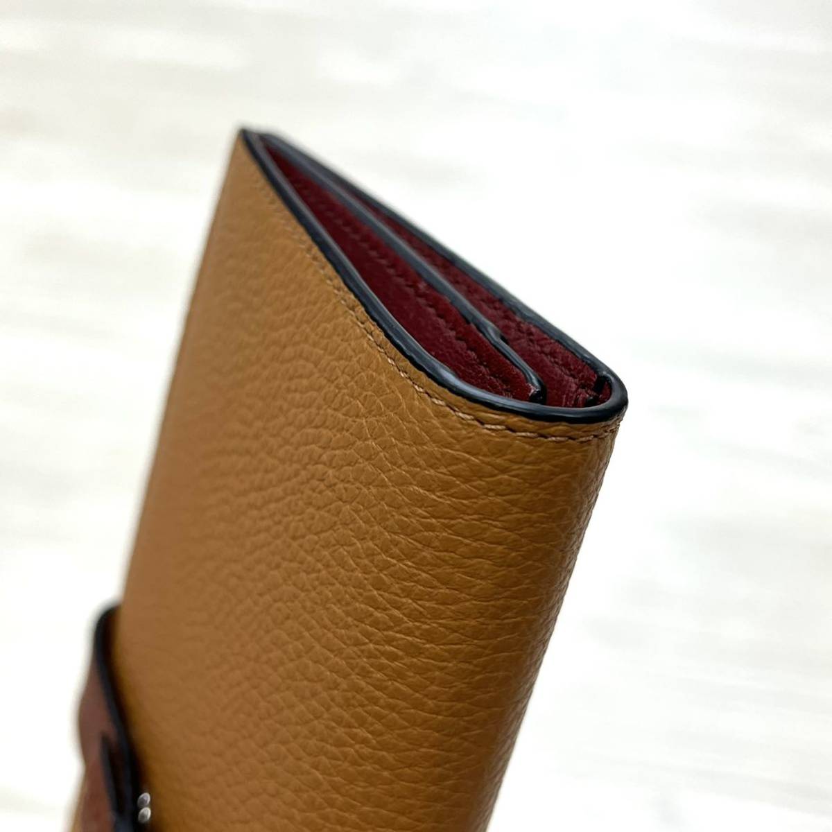 箱保存袋タグ付き 定価105 600円 LOEWE ロエベ グレインカーフ アナグラム バーティカル ウォレット ラージ 二つ折り 長財布 C660S40X01