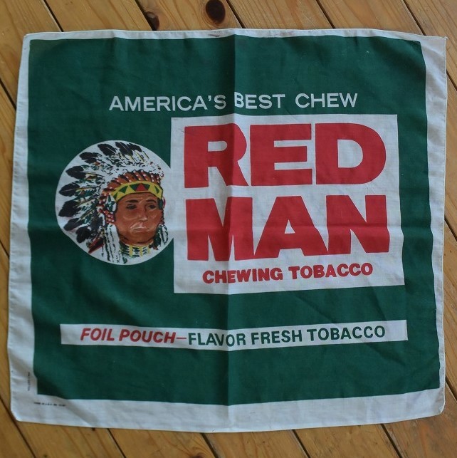 送料無料 Vintage RED MAN Chewing Tobacco バンダナ Made in USA タバコ 企業プリント ハンカチ アメリカ仕入れ 雑貨 ヴィンテージ A0355の画像1