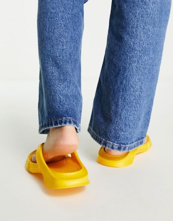 トップショップ サンダル シューズ Topshop Pax toe post slider sandal in yellow_画像3