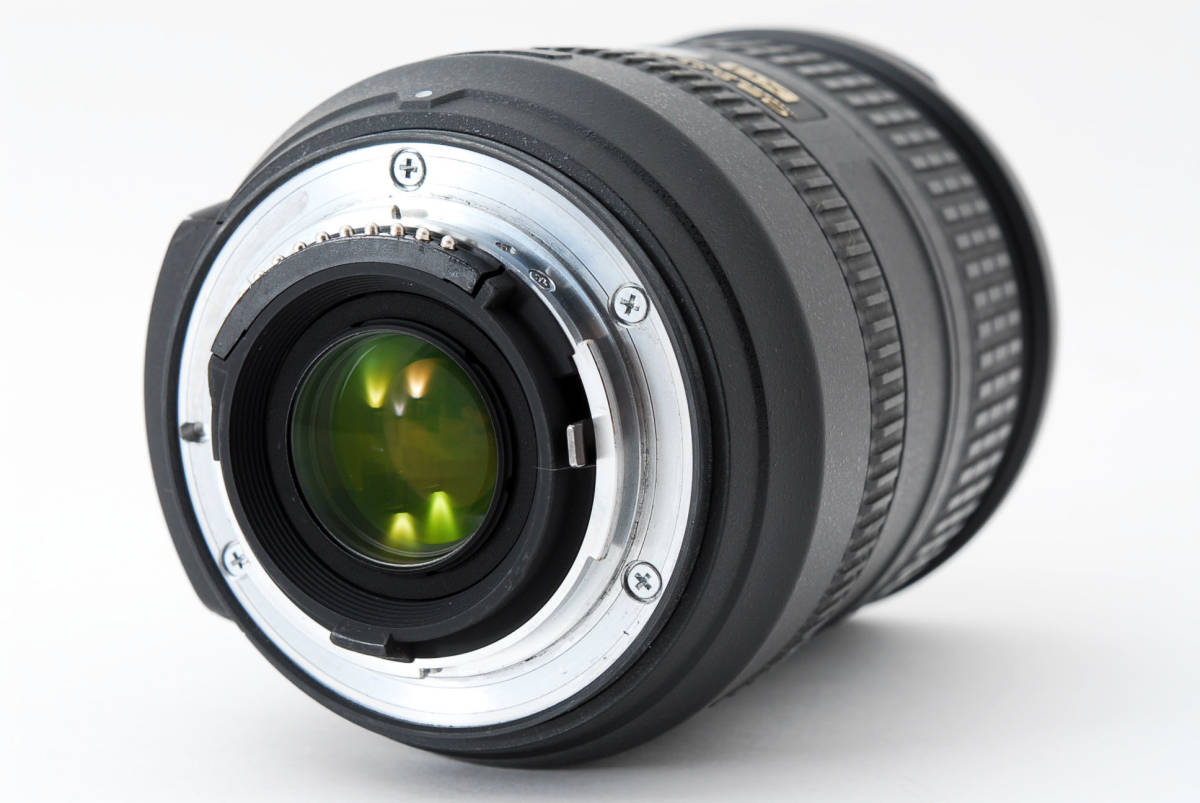 Nikon Nikon AF-S Nikkor DX 18-200mm F3.5-5.6 G ED VR