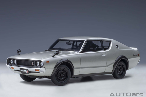 オートアート 1/18 日産 スカイライン GT-R (KPGC110) (シルバー) cnema.fr