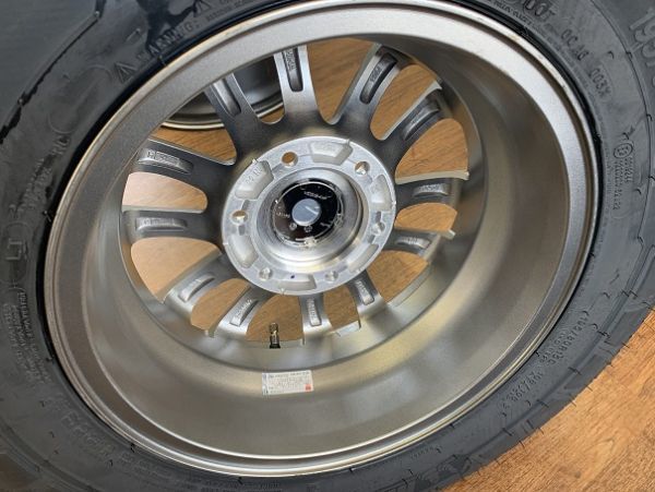 §現品限り!未使用 プロティーダHC 15X6J+33 139.7-6H ミシュラン アジリス3 195/80R15C 108/106S(195/80-15)夏用 ハイエース 等_画像7