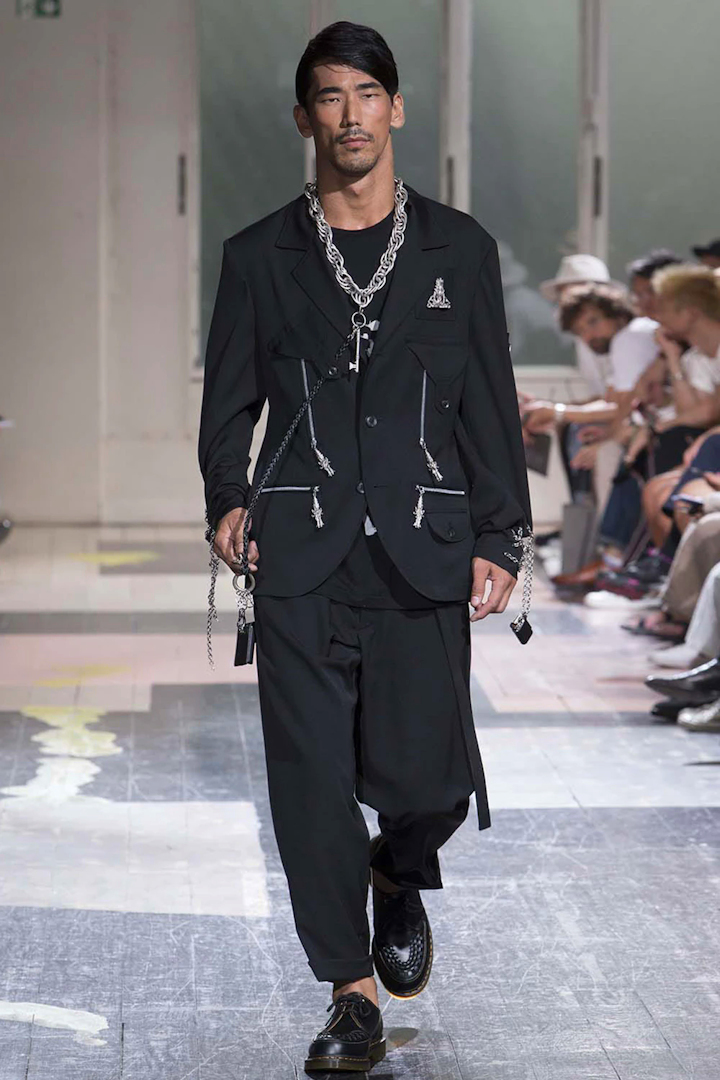 定価28600円 ヨウジヤマモト プール オム 18ss ガス ライター 黒 定価28600円 ヨウジヤマモト プール オム 18ss ガス ライター 黒
