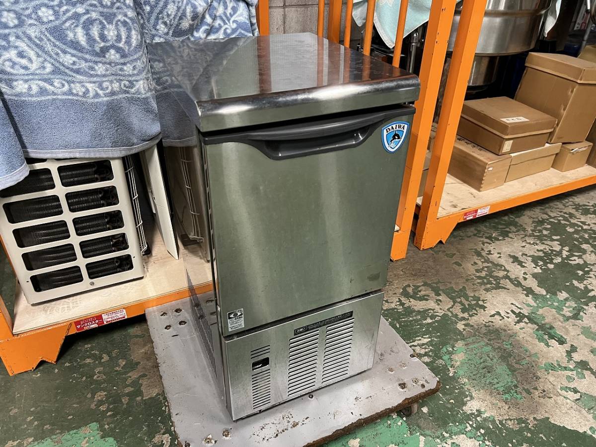 ♥♥ ダイワ冷機 25㎏タイプ製氷機 DRI-25LME used ♥♥