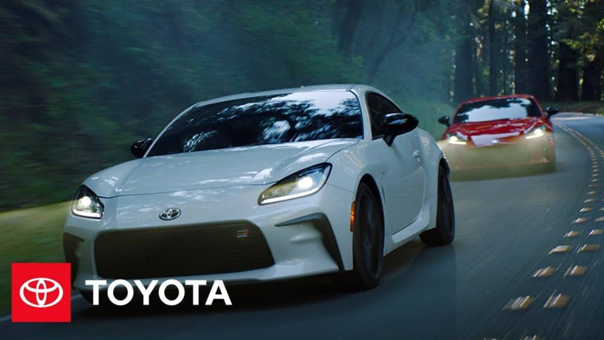USトヨタ純正 22- TOYOTA GR86 / USスバル純正 SUBARU BRZ フロント