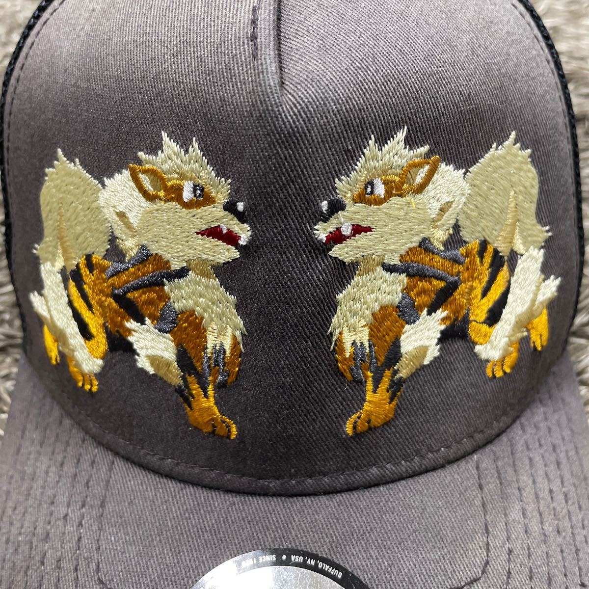 激レア】ニューエラ ポケモンコラボ ウインディ 帽子 古着 激レア】ニューエラ ポケモンコラボ ウインディ 帽子 古着