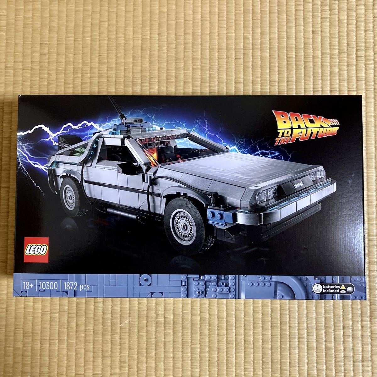新品 レゴ バック・トゥ・ザ・フューチャー デロリアン・DMC-12 10300