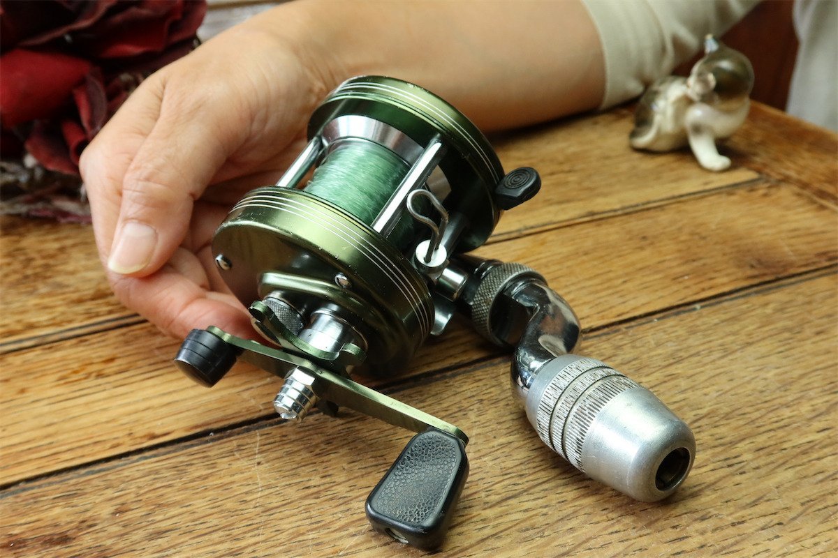 HEDDON 3200 MARK IV オールド ヘドン ベイトリール ABU 5000C HEDDON 3200 MARK IV オールド ヘドン ベイトリール ABU 5000C