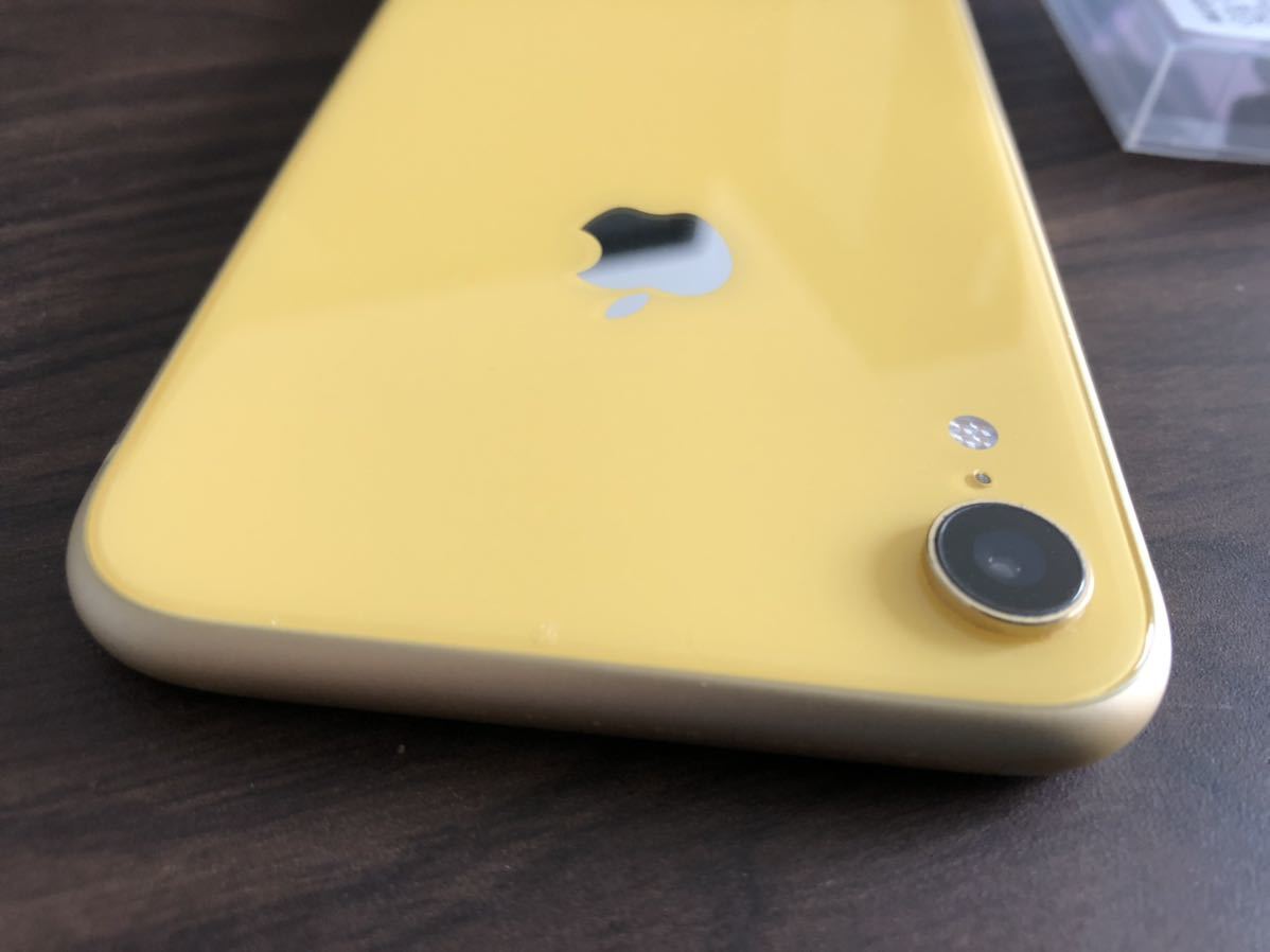 ソフトバンク認定中古品 Apple iPhone XR 128GB イエロー SIMフリー 2022/7/25購入後未使用 バッテリー85% 美品