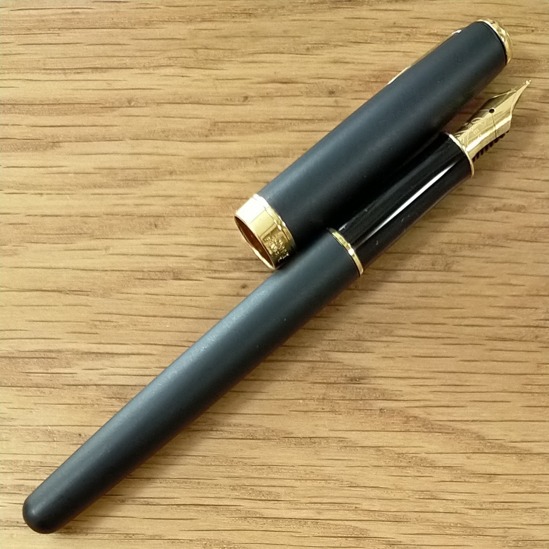 PARKER　ソネット　万年筆　マットブラックGT