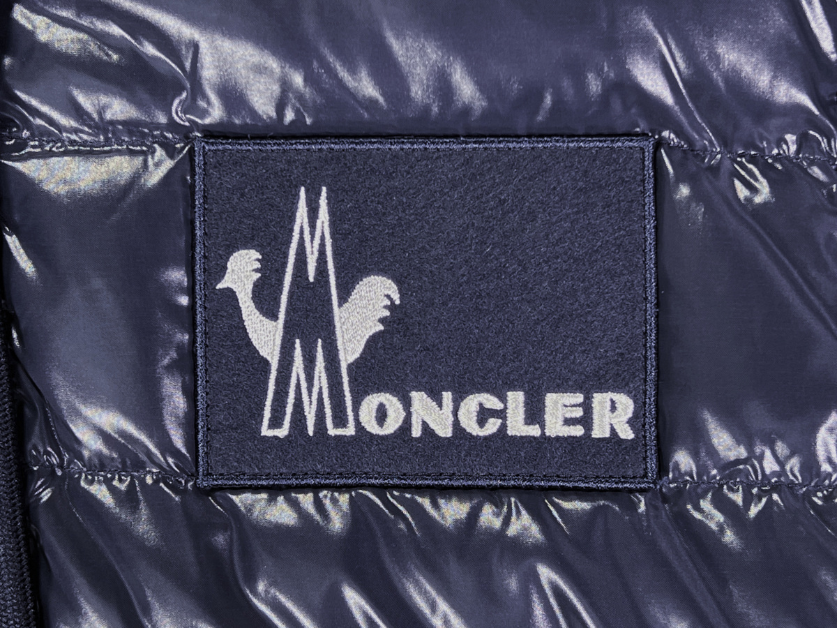 I769(M).. MONCLER モンクレール フェザー＋ダウン ジャケット ナイロン パーカ ロゴ メンズ 男 新品 ★ 778 ネイビー_画像8