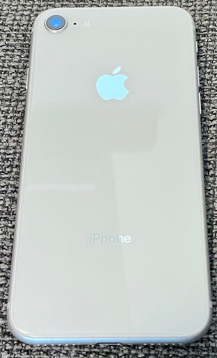国内在庫 iPhone 8 Silver 64 GB SIMフリー thecarestaff.com