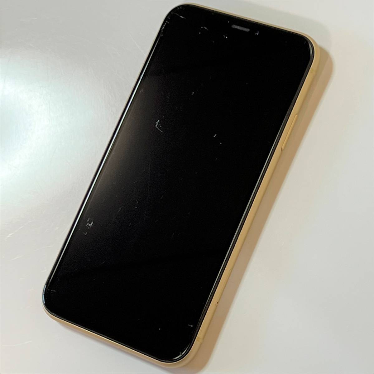 SIMフリー iPhone XR イエロー 64GB MT082J/A バッテリー最大容量82