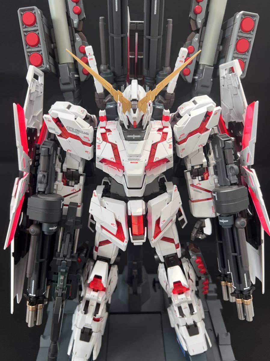PG フルアーマーユニコーンガンダム LED装着済み プラモデル