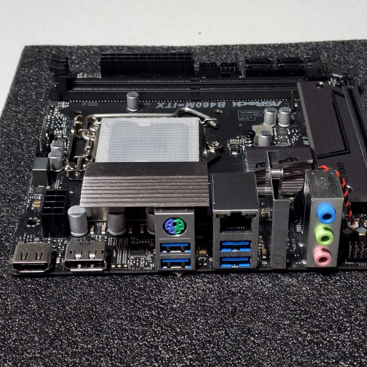 ASRock B460M-ITX IOパネル付属 LGA1200 Mini-ITXマザーボード ASRock B460M-ITX IOパネル付属 LGA1200 Mini-ITXマザーボード