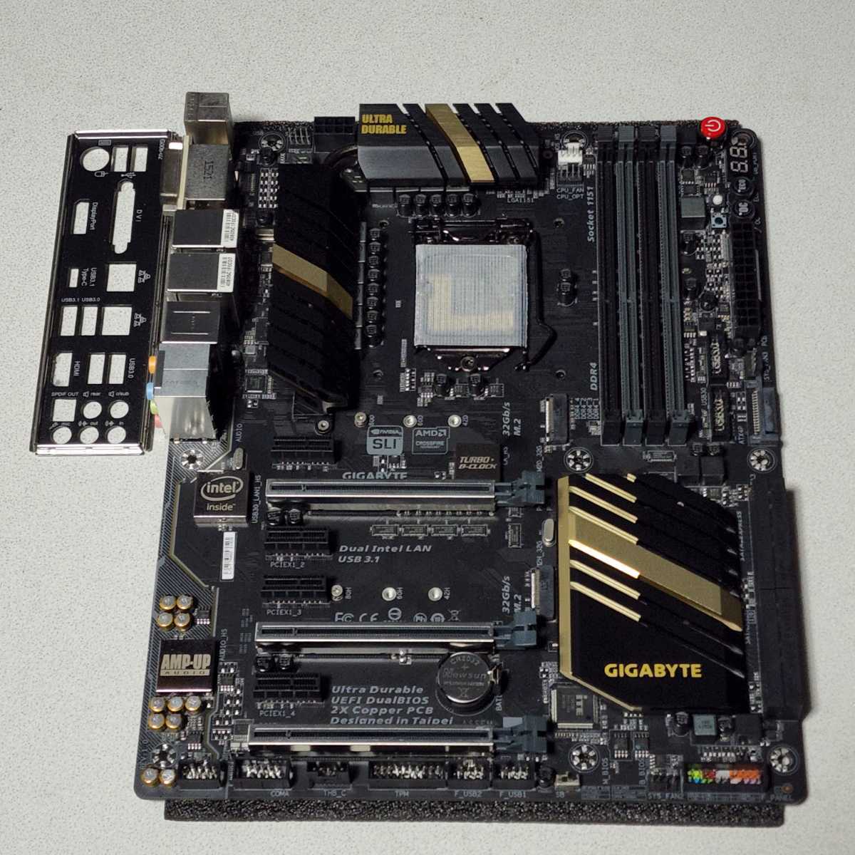 GIGABYTE GA-Z170X-UD5 IOパネル付属 LGA1151 ATXマザーボード 第6・7世代CPU対応 最新Bios 動作確認済 PCパーツ_画像1