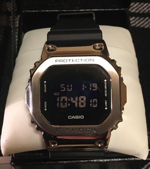 【カシオ】 ジーショック メタルカバード 新品 腕時計 GM-5600-1JF メンズ ブラック CASIO 男性 未使用品