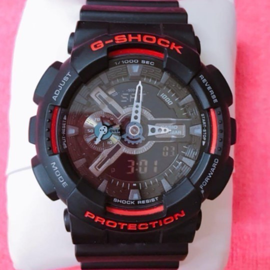 CASIO 新品 GA-110HR-1A 海外モデル メンズ (カシオ) 腕時計 G-SHOCK(Gショック） 未使用品 並行輸入品