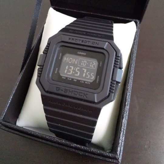 【カシオ】 ジーショック G-SHOCK 新品 DW-D5500BB-1JF ブラック メンズ 腕時計 CASIO 男性 未使用品