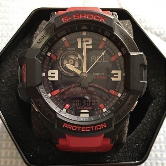 GA-1000-4BDR 新品 CASIO カシオ 未使用品 Wristwatch 腕時計 逆輸入品