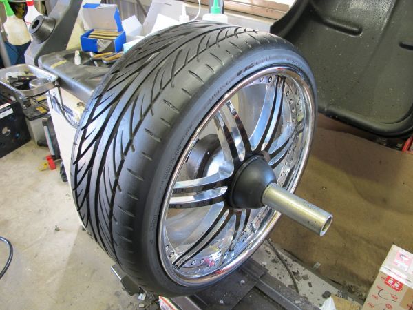 8C 格安 深リム アメ鍛 Vellano PCD114.3 20×9.5J +42 / 20×10.5J +15 255/30R20 4本 スタンス アルファード ハリアー クラウン フーガ_バランス調整済です。