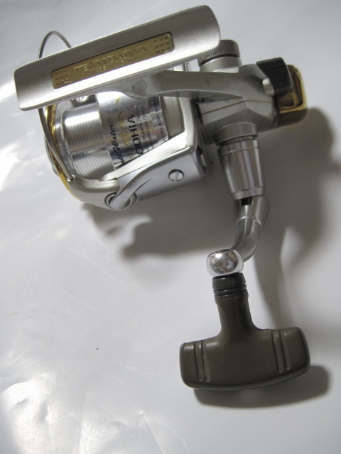 DAIWA TEAM DAIWA チームダイワ X 4000 HiA 替えスプール付 9